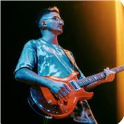 Profesor de Guitarra con experiencia en bandas y producción musical